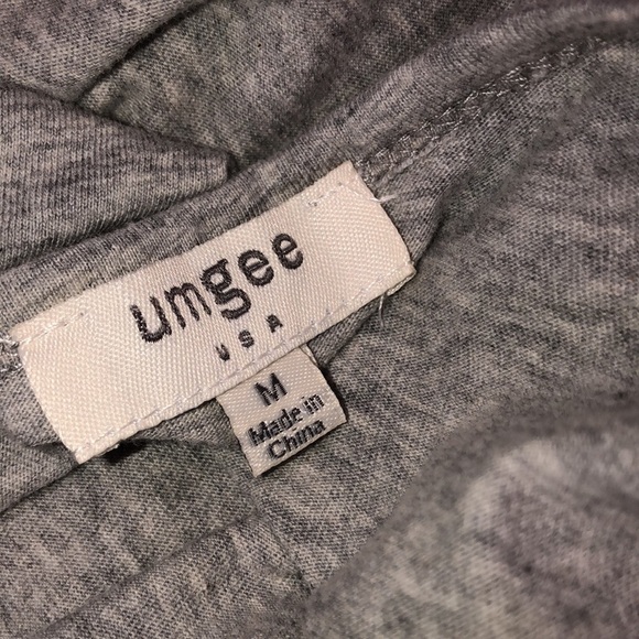 Umgee size medium grey boho cozy top - Picture 3 of 4